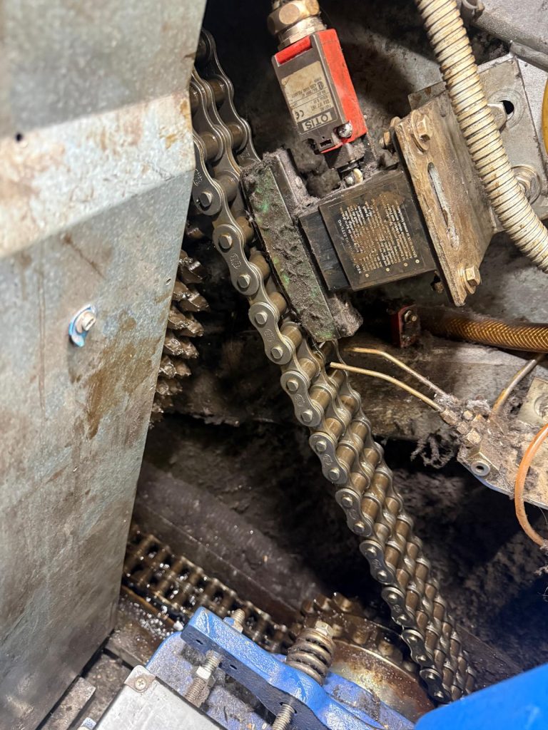 Re-Tensioned Main Drive Chain